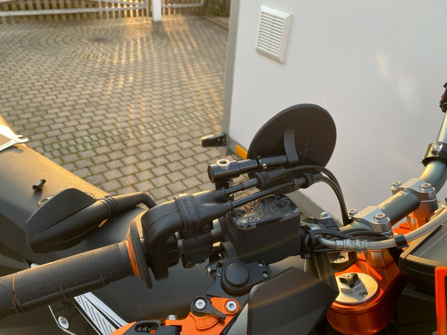 Lenkerendenspiegel inkl Anbaukit Plug&Play kompl. passend für KTM 690 SMC u.a.