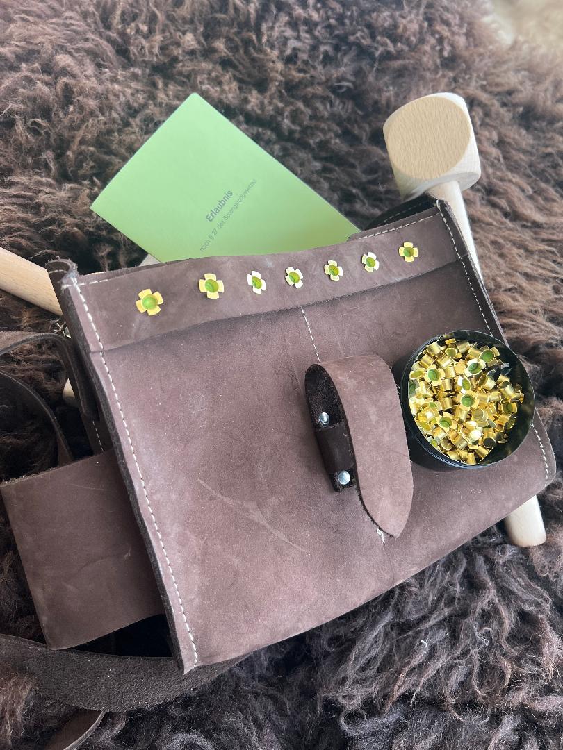 Böllertasche, Schusstasche,  Umhängetasche für Böllerschützen - Echtleder